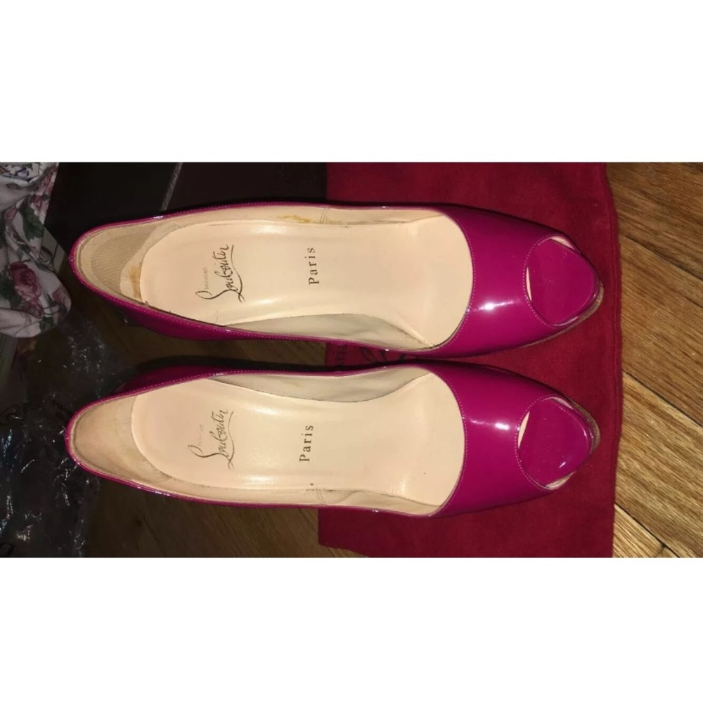 Christian Lounoutin lady peep Fuchsia heels - Picture 5 of 7